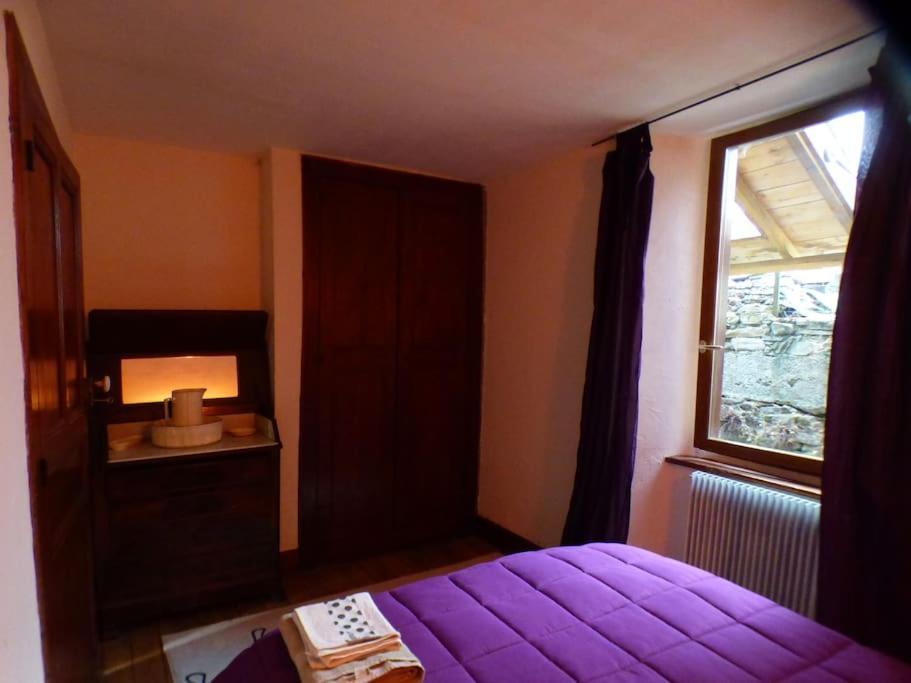 Maison Familiale Pour 8 Saint-Aventin Ngoại thất bức ảnh